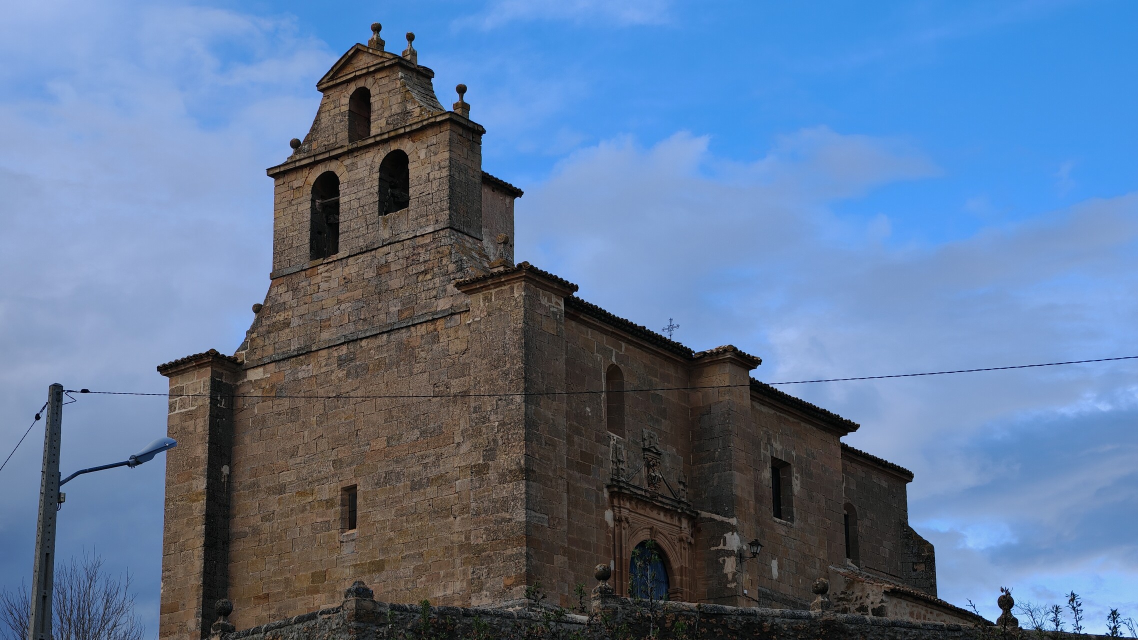 Fachada exterior de la iglesia renacentista